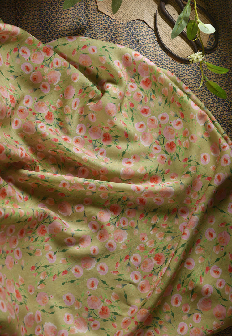 RYXIAFEI - Hight 60 Count Rayon Satin Faux Silk Chinese Style Floral Cheongsam Dress Fabric - 145cm wide by the Yard