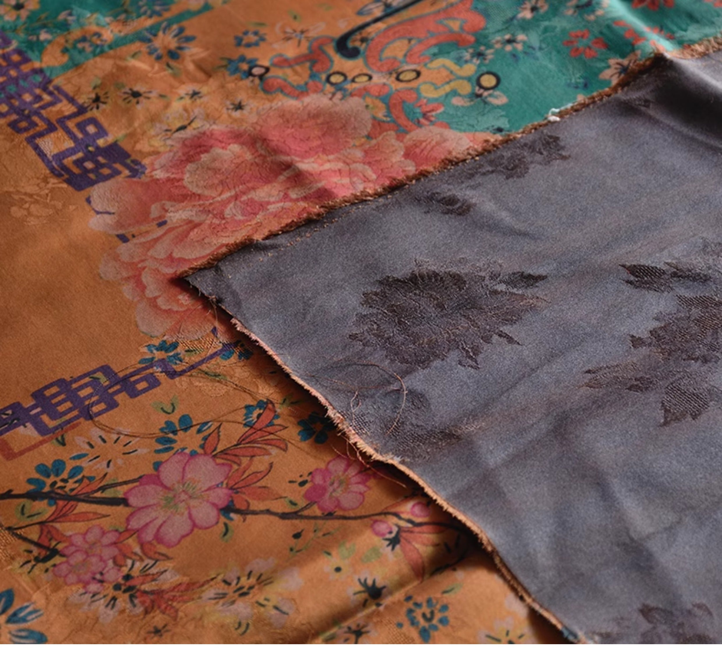 YPFDMD - Handmade 28 Momme HUALUO Jacquard Mud Silk Fabric (Openwork texture) - 110cm by the Yard