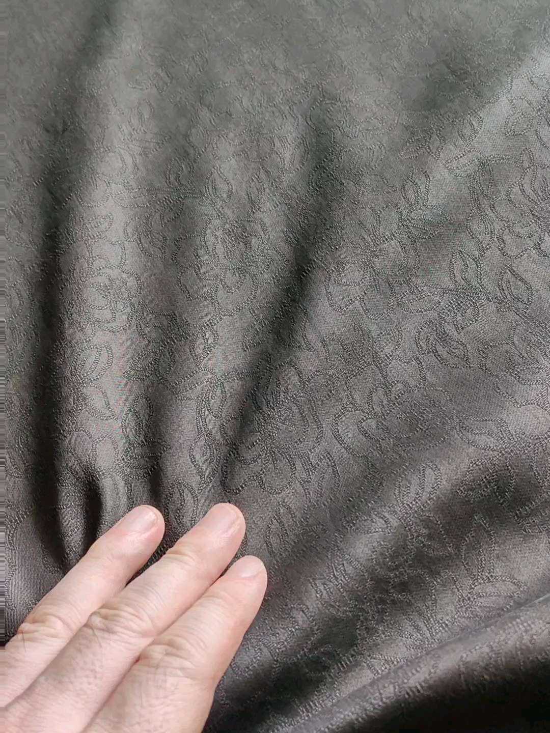 YPHYIY - Handmade 23 Momme HUALUO Jacquard Mud Silk Fabric (Openwork texture) - 110cm by the Yard