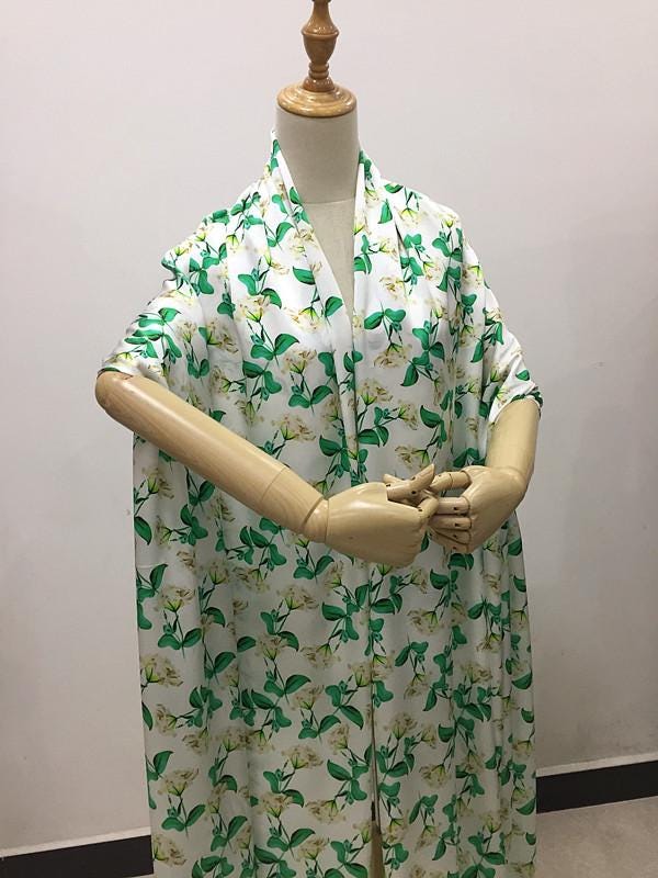 SUYAHU - 16 Momme Elegant Floral Print Charmeuse Silk Satin Fabric - 138cm wide by the Yard