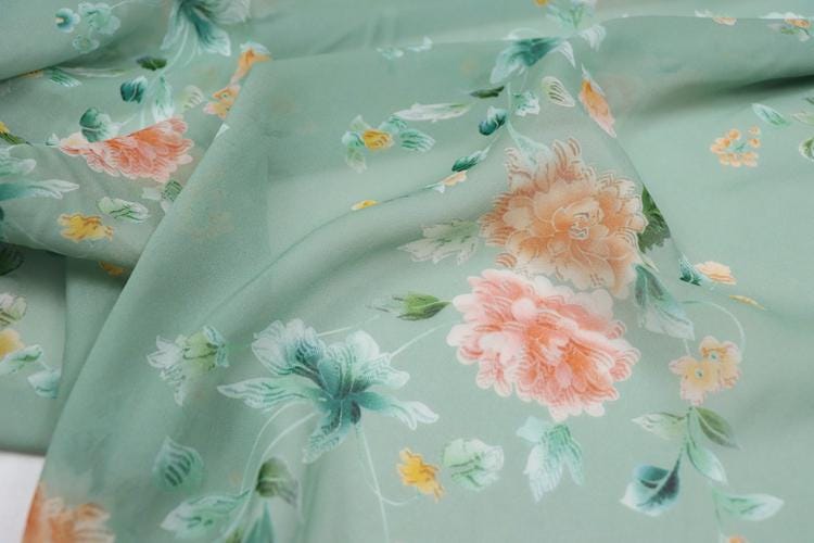 JFHLDH - 9 Momme Green-based Floral Print Silk Georgette Fabric - 137cm wide by the Yard
