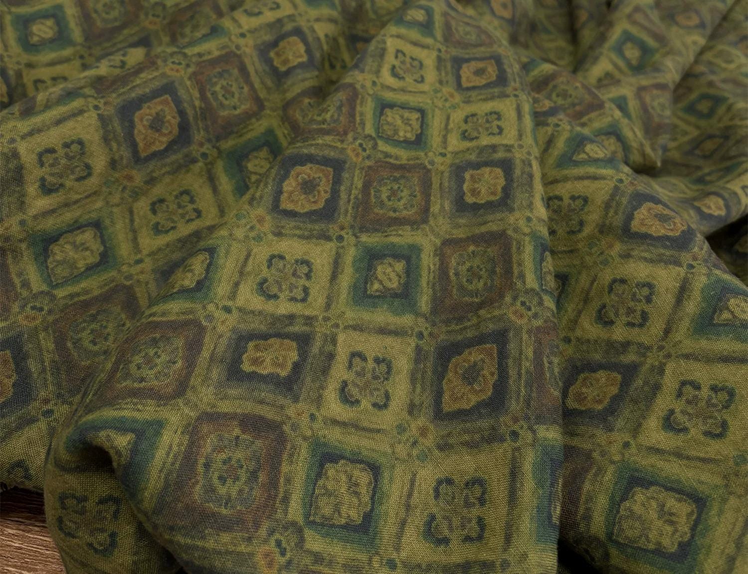 BJLVMN - 100% Linen, Vintage Style Digital Print, 200 gram 135cm wide by the Yard
