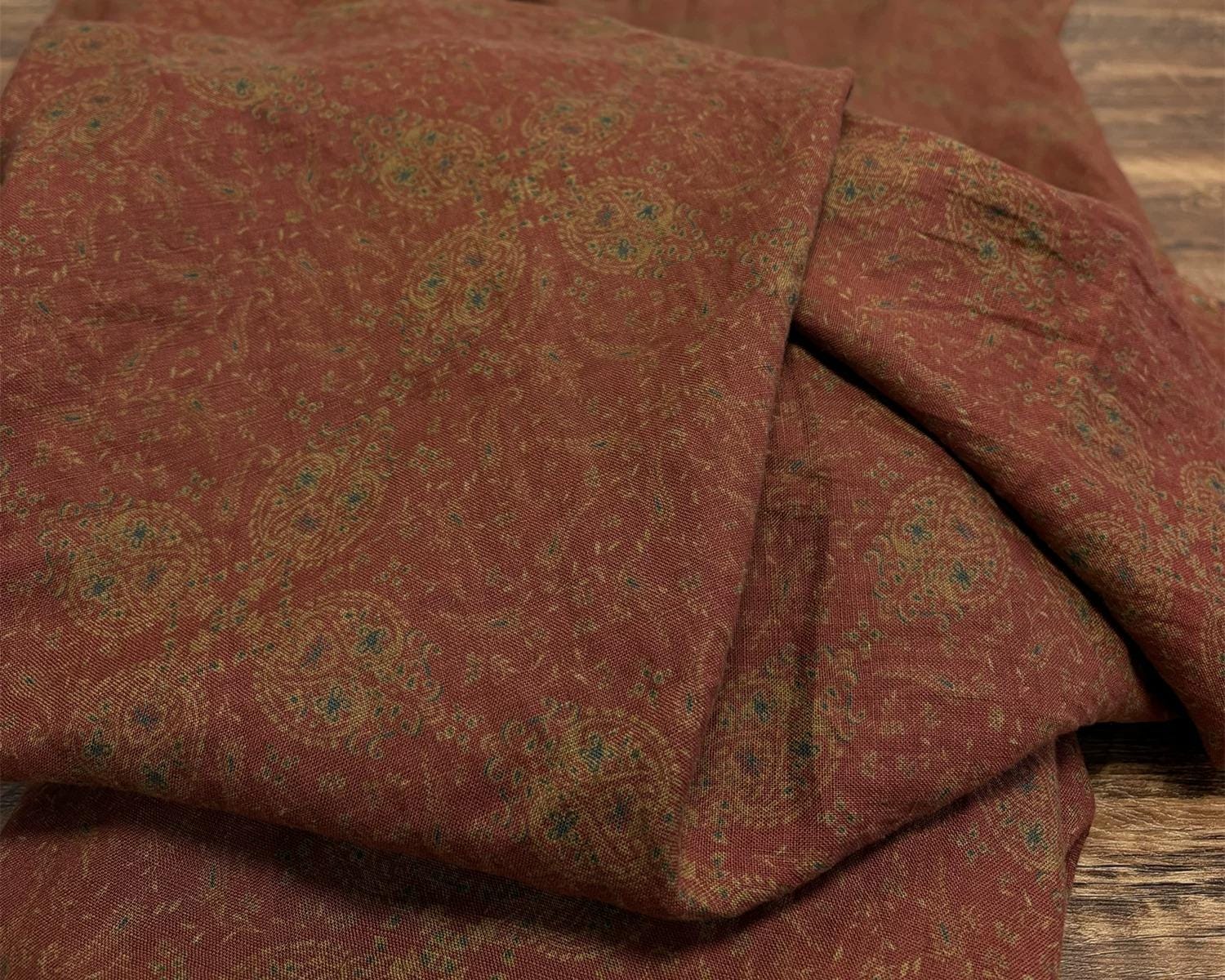 BJXUJI - 100% Linen, Vintage Red Paisley Digital Prints, 200 gram 135cm wide by the Yard