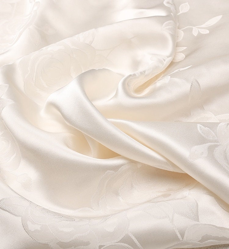 YUYAB  -  Handmade National Style Pattern Elegant Fabric Jacquard Viscose Blend Plant Dye Silk Fabric Silk  - 137 cm wide by the Yard