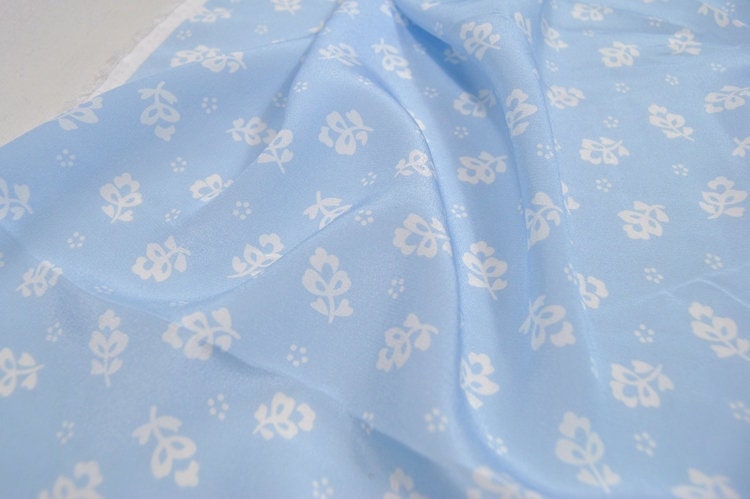 HANLAN - 12 momme Floral Print Silk Crepe de Chine Fabric - 138cm wide by the Yard