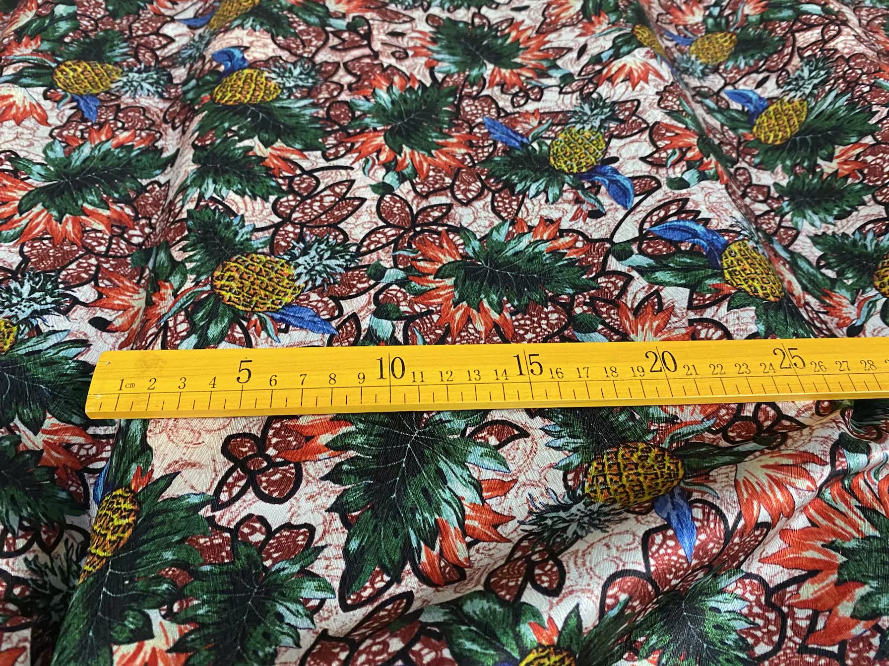BOLUOY - 22 Momme Pineapple Romantic Floral Pattern Digital Print Stretch Silk Satin Fabric - 108cm wide by the Yard