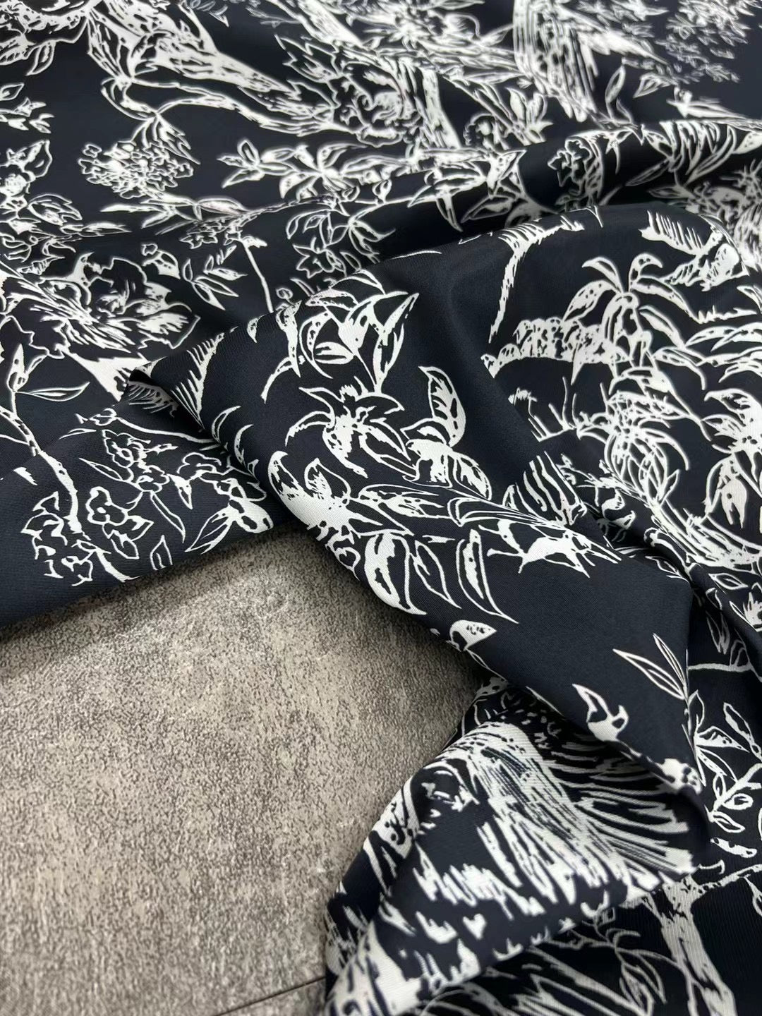 BUBHDF - 21 Momme Black Bottom Plants  Digital Print Stretch Silk Satin Fabric - 140cm wide by the Yard