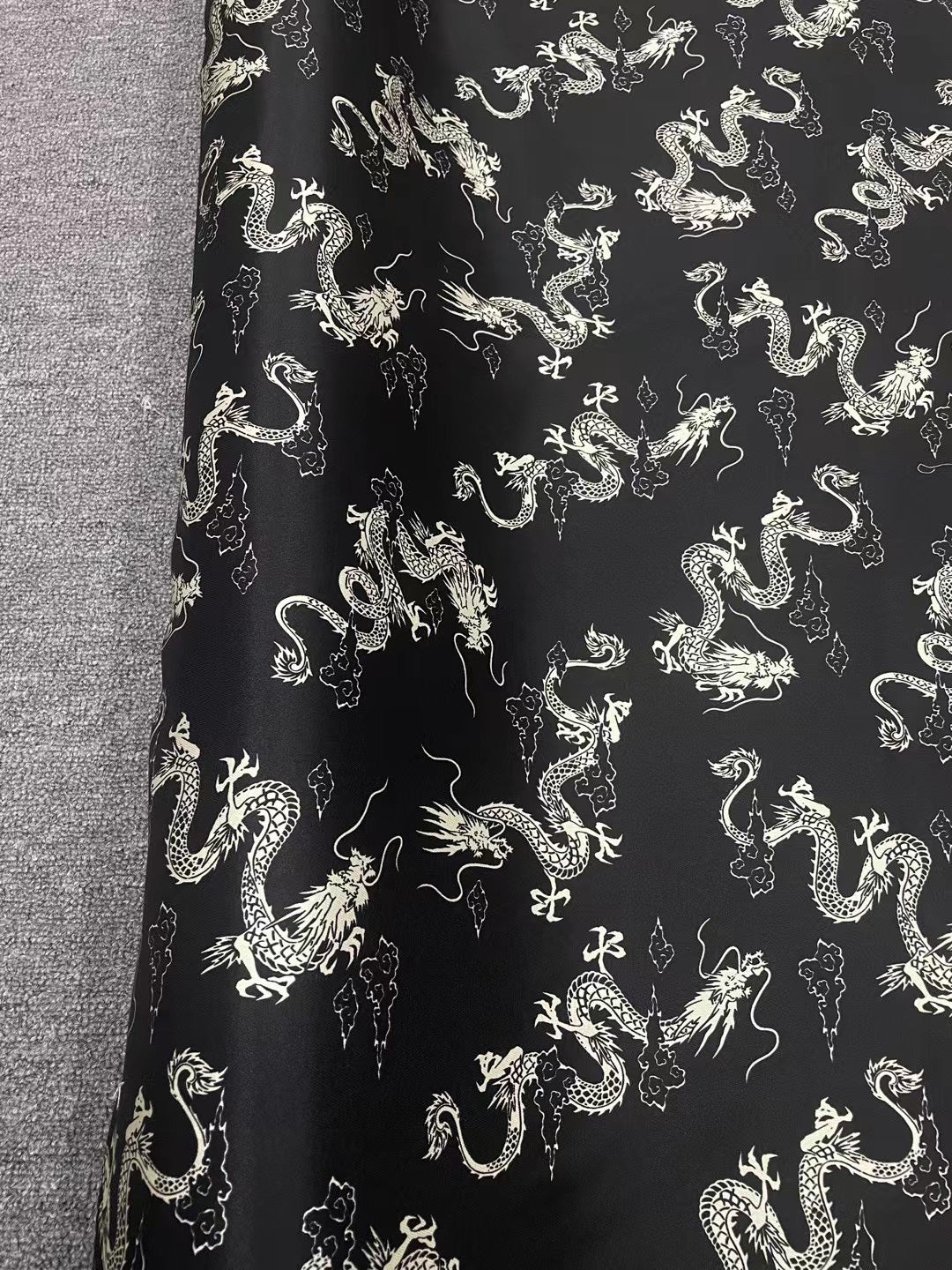 BUBLOW - 21 Momme Dragon Pattern  Digital Print Stretch Silk Satin Fabric - 140cm wide by the Yard