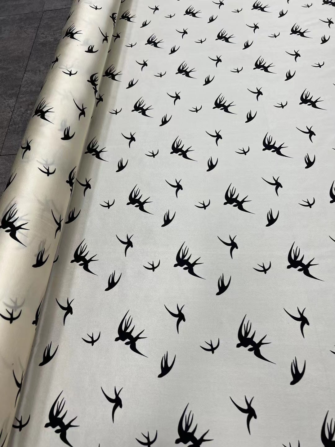 BUBXYZ - 21 Momme Beige Swallow Pattern Digital Print Stretch Silk Satin Fabric - 140cm wide by the Yard