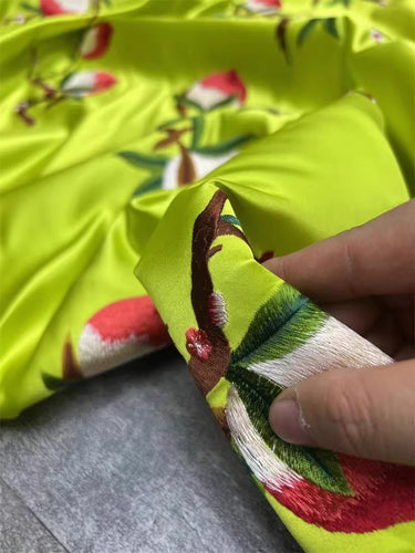 CJGFCXPT - Embroidered 100% silk SUKU satin fabric, 35 momme, 140cm wide, sold by the yard