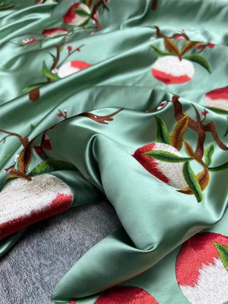 CJGFCXPT - Embroidered 100% silk SUKU satin fabric, 35 momme, 140cm wide, sold by the yard