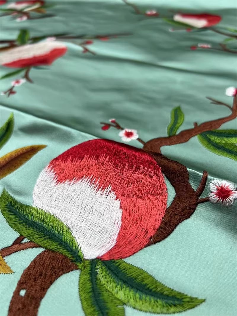 CJGFCXPT - Embroidered 100% silk SUKU satin fabric, 35 momme, 140cm wide, sold by the yard