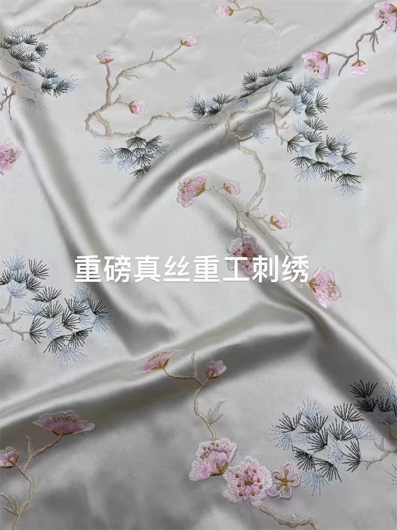 CJZGCXMH - Embroidered 100% silk satin fabric, 30 momme, 140cm wide, sold by the yard