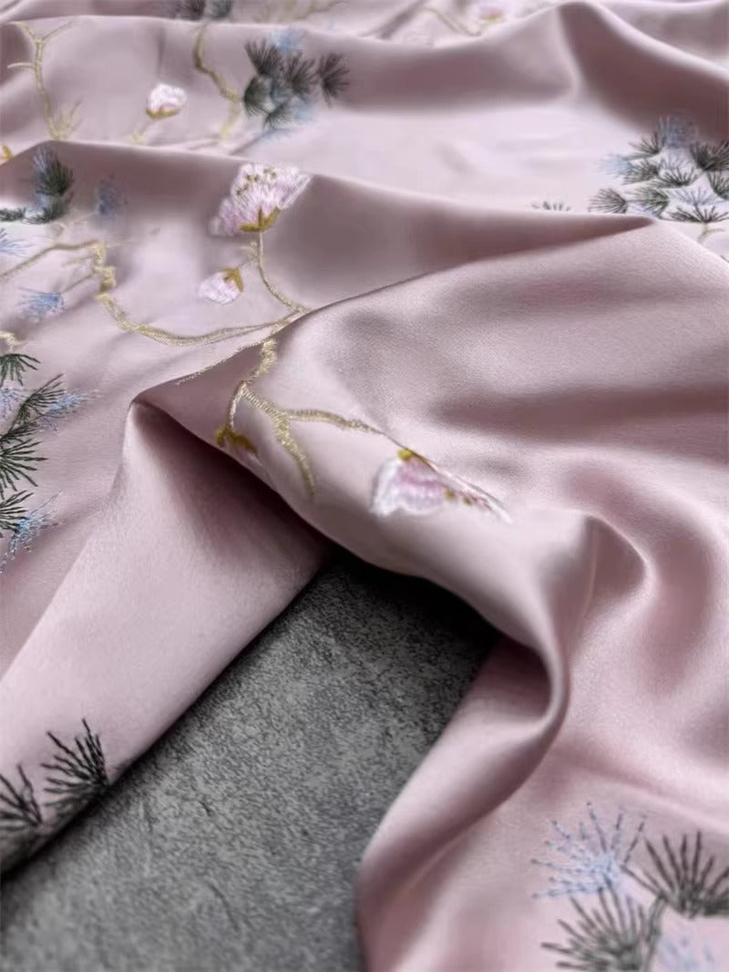 CJZGCXMH - Embroidered 100% silk satin fabric, 30 momme, 140cm wide, sold by the yard