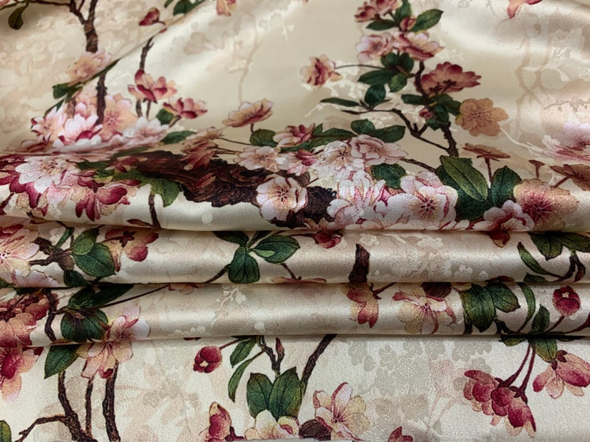HUAFEI - 19 Momme Flowers Pattern Digital Print Stretch Silk Satin Fabric - 140cm wide by the Yard