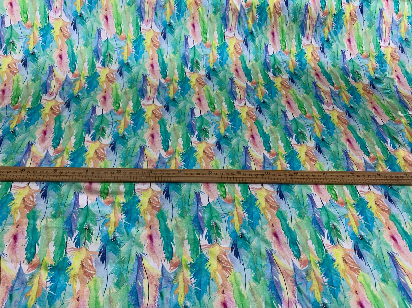 LVYUMA - 19 Momme  Green Feather Pattern Digital Print Stretch Silk Satin Fabric - 108cm wide by the Yard