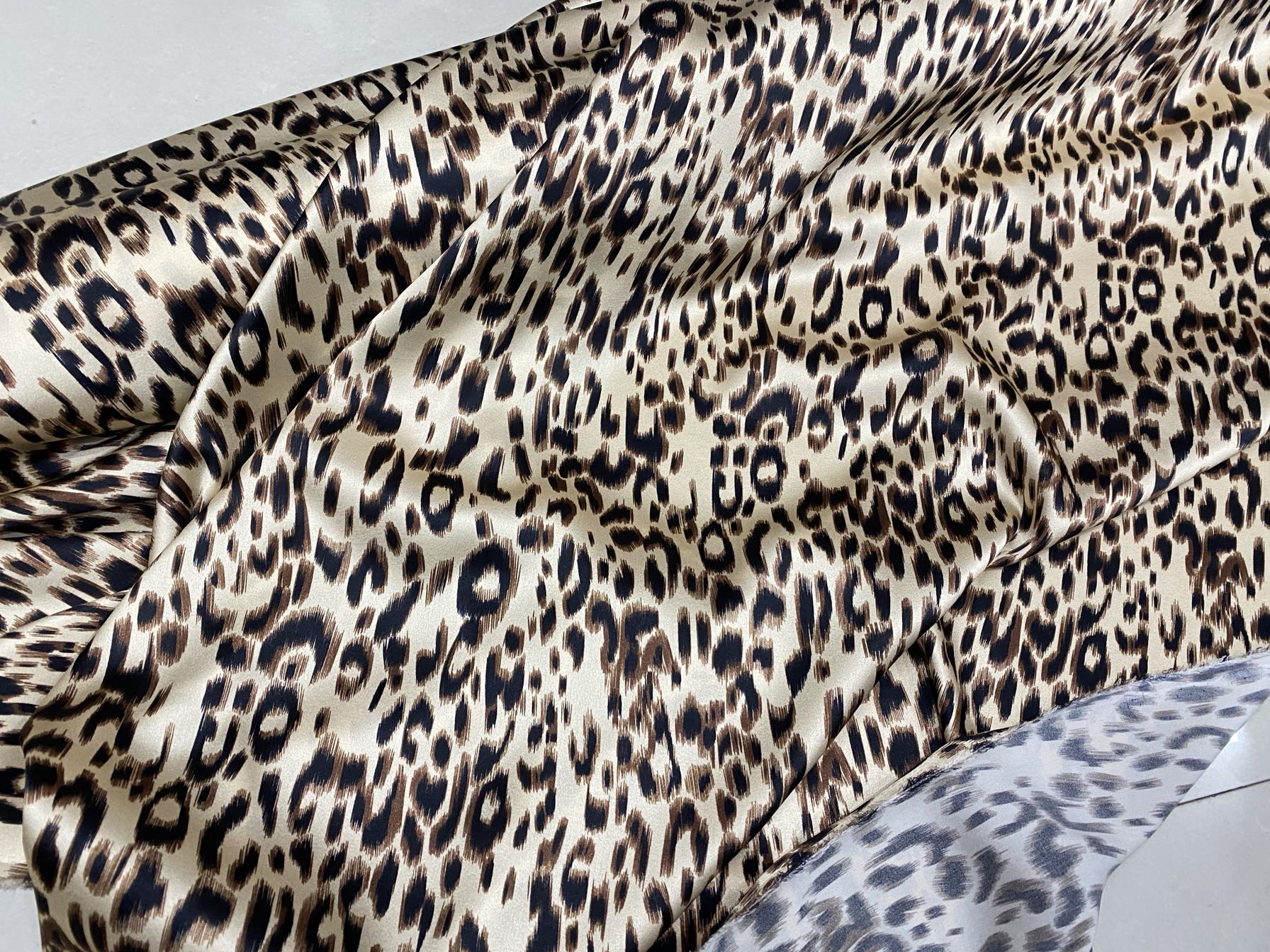 MIFANB - 19 Momme Beige Leopard Print Pattern Digital Print Stretch Silk Satin Fabric - 140cm wide by the Yard