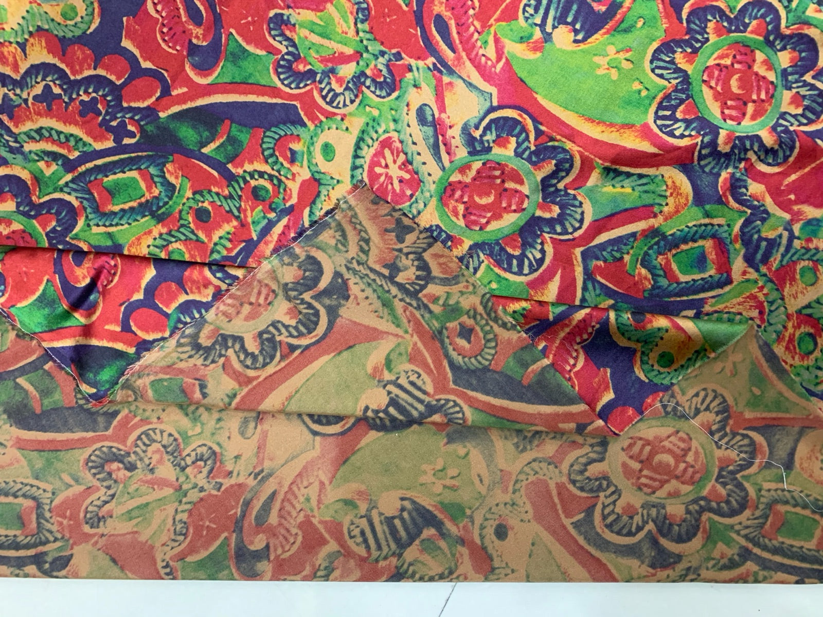 REDLVD - 19 Momme Red and Green Geometric Irregular Pattern Digital Print Stretch Silk Satin Fabric - 108cm wide by the Yard