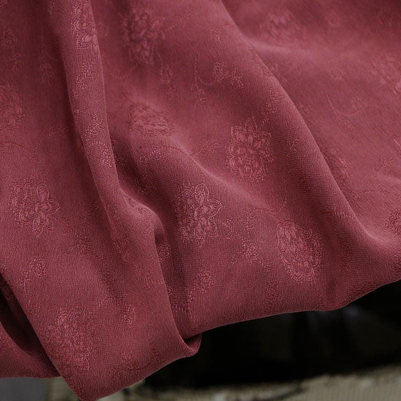 ZOZOUH - Handmade 28 Momme Jacquard Spun Mud Silk Fabric， 103cm By the Yard