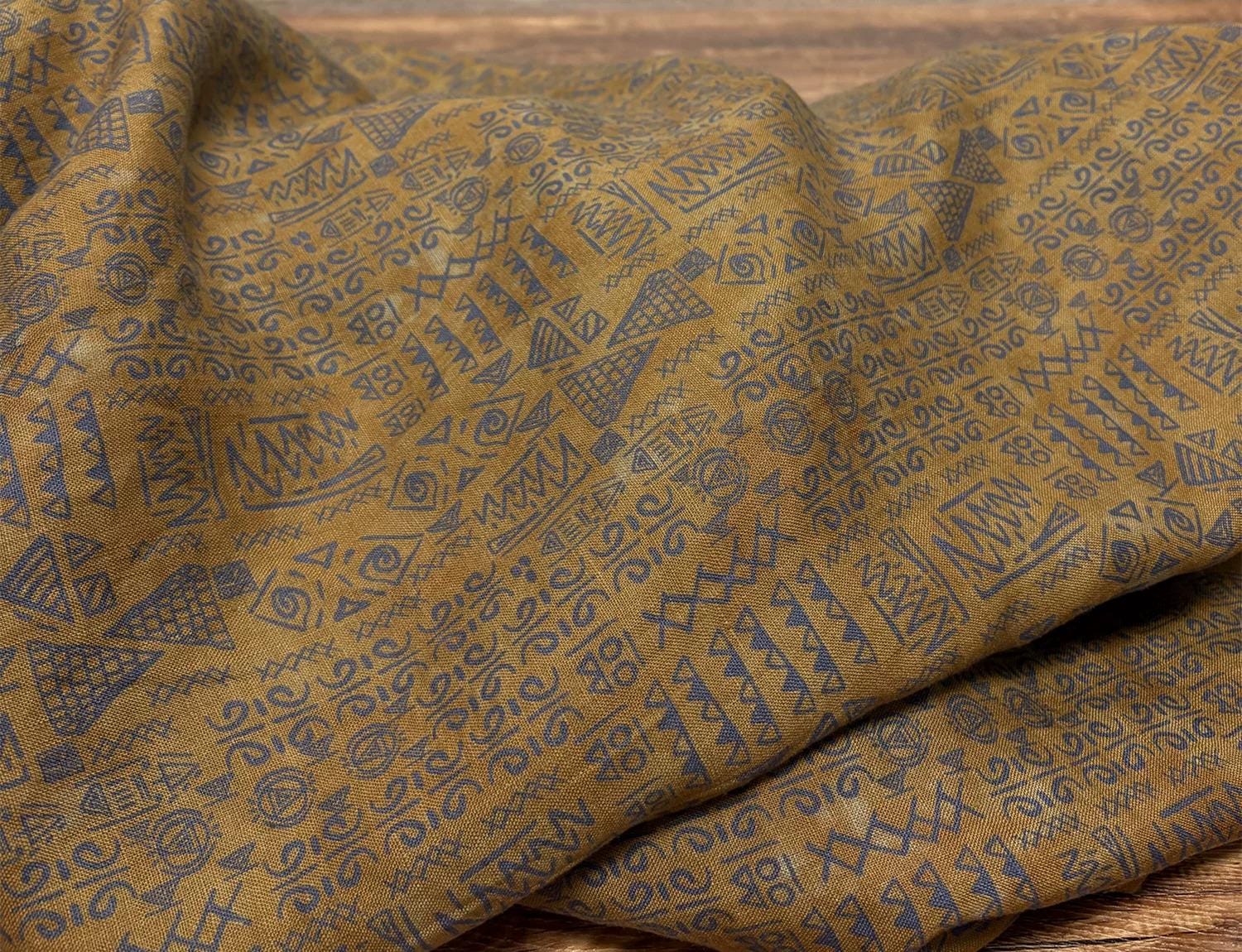 BJGUZH - 100% Linen, Vintage Green and Yellow Digital Print, 200 gram 135cm wide by the Yard