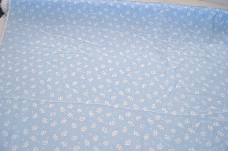 HANLAN - 12 momme Floral Print Silk Crepe de Chine Fabric - 138cm wide by the Yard