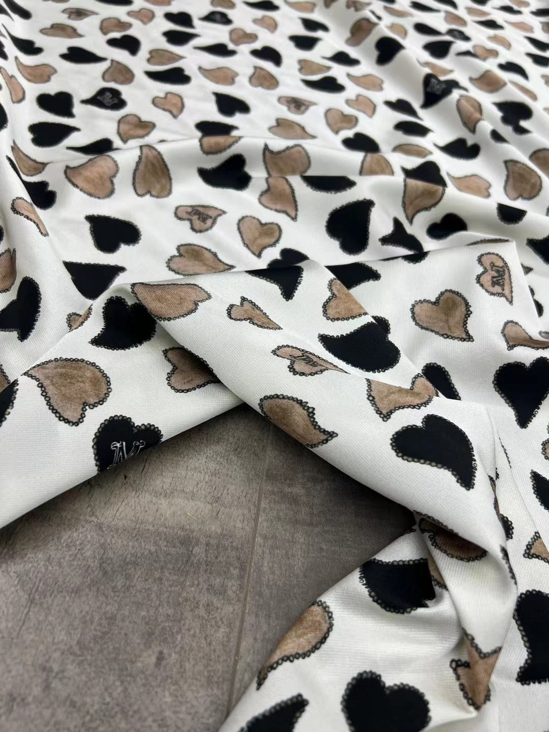 BUBHDX - 21 Momme   Heart Shape Digital Print Stretch Silk Satin Fabric - 140cm wide by the Yard