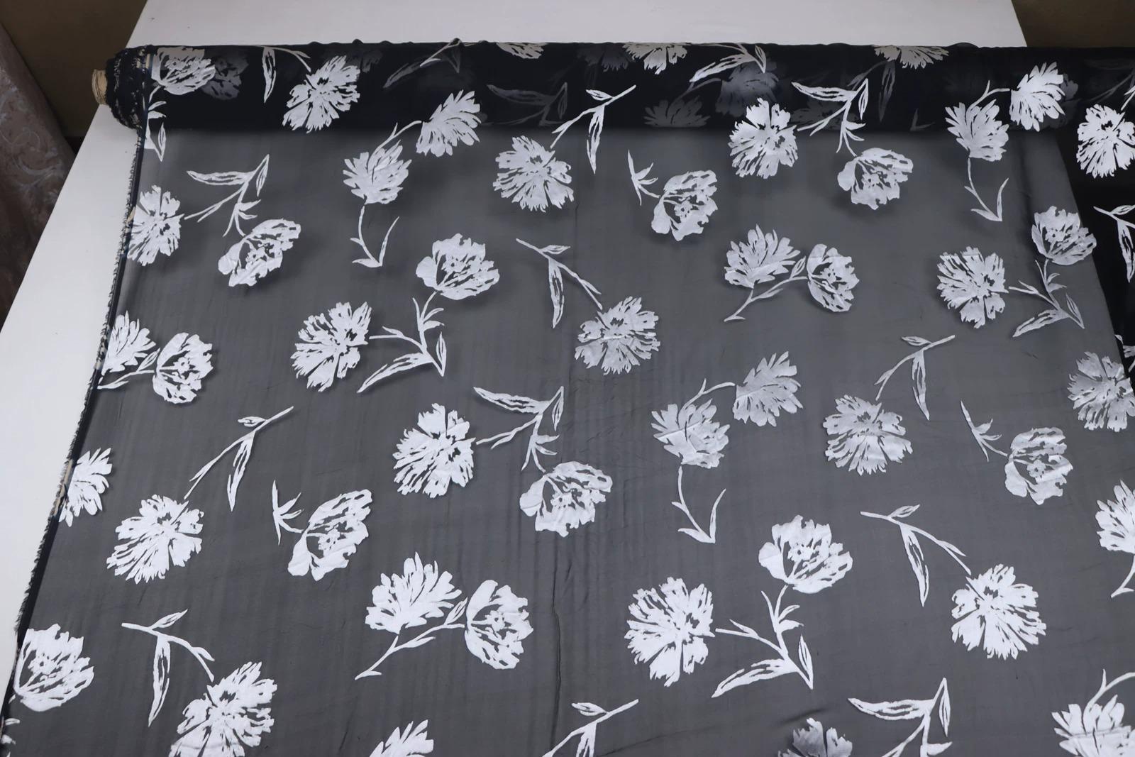 JFHKFHDH - Silk Devore Satin Fabric,  10 Momme Burnout Big Floral , 138 cm Wide by the Yard