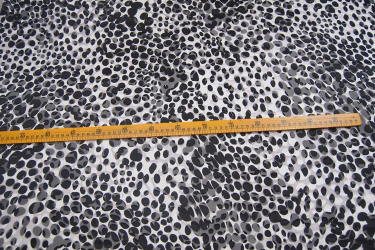 JFHDBWBX - Silk Devore Satin Fabric,  19 Momme Burnout Leopard , 138 cm Wide by the Yard