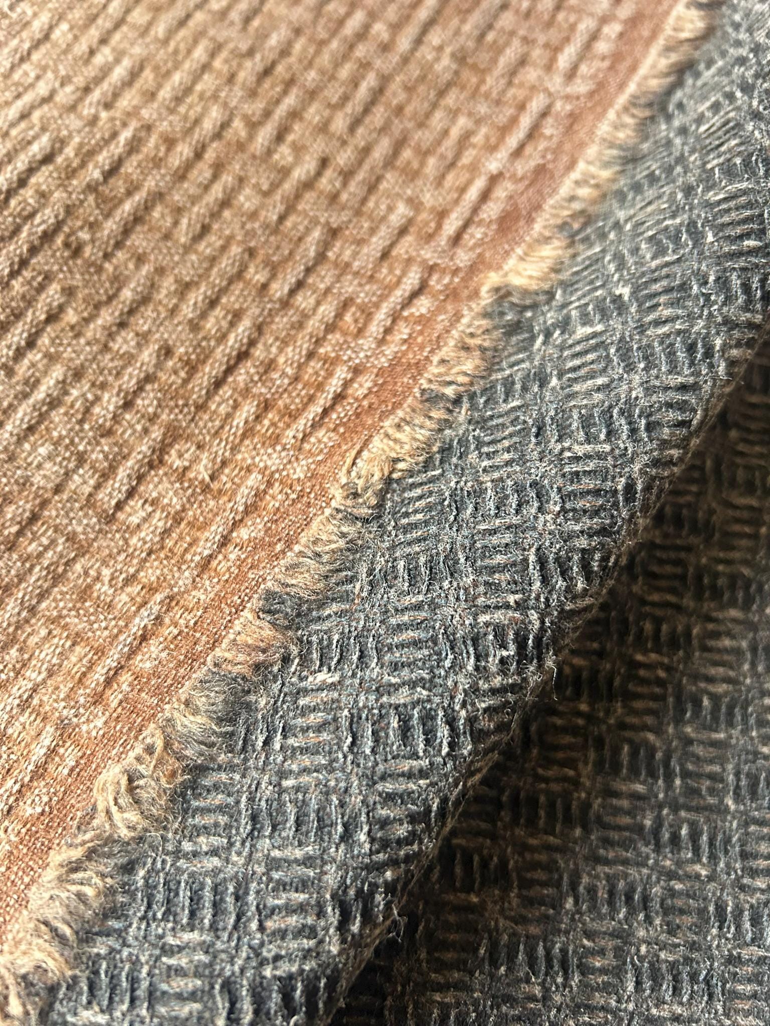 JPXCZWZC - 95 Momme Jacquard Mud Silk Gambiered Ganton Tussah Silk Fabric - 110cm wide by the Yard