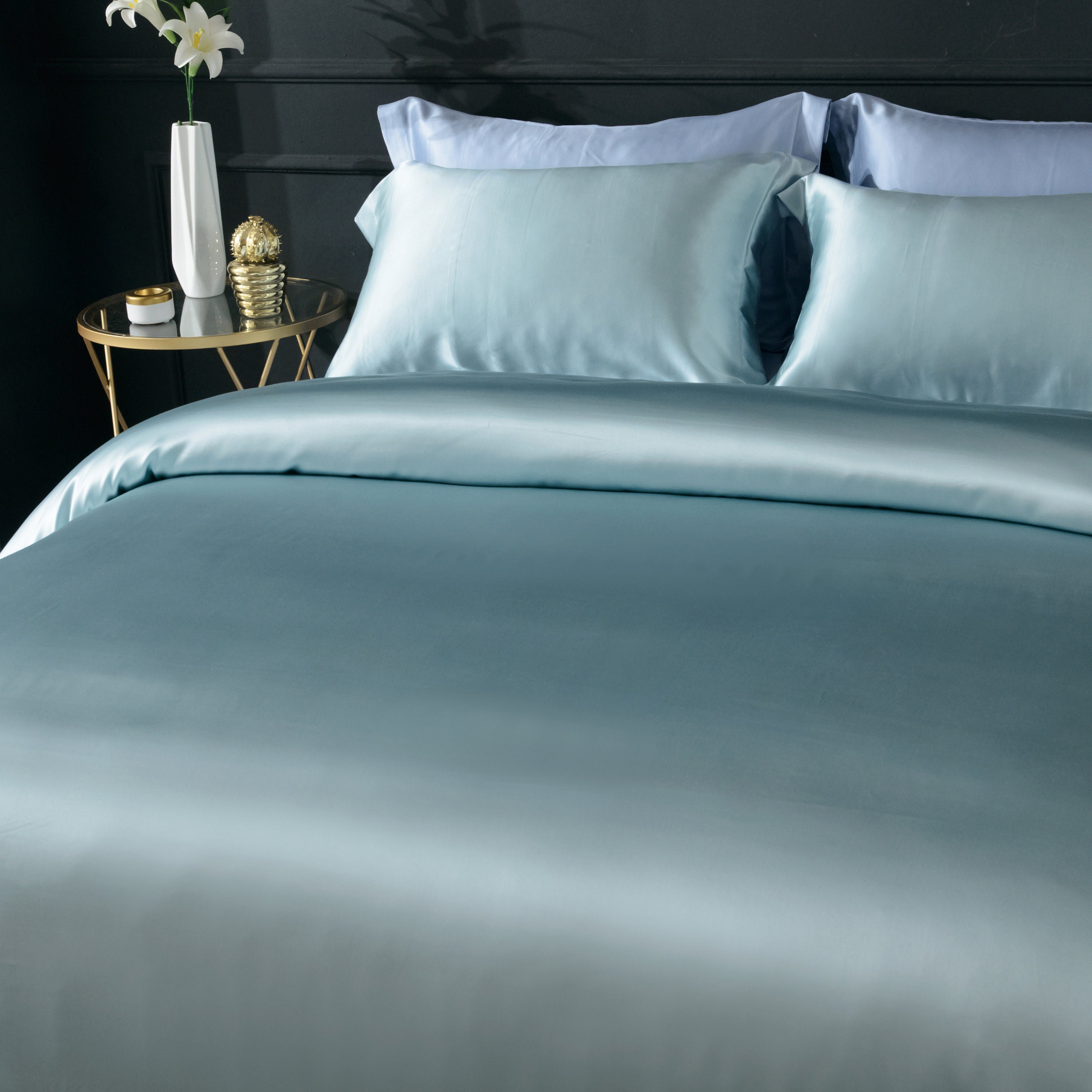 Pure silk duvet cover in sky blue and aqua blue, 22mm smooth, natural, sleep beauty Silk Bedding for King, queen, custom size.