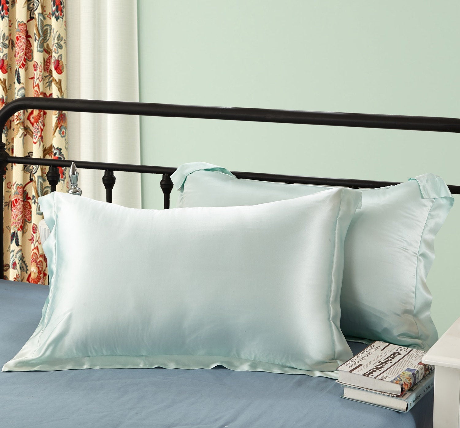 19mm Silk Pillowcase,  Handmade with 100% 6A Pure Silk, Beauty Sleep Anti Ageing/Wrinkles, for King, Queen, Customized sizes Bedding.