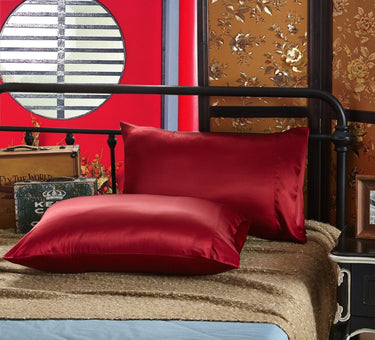 30mm Solid Wine Red, Handmade with 100% 6A Pure Silk, Beauty Sleep Anti Ageing/Wrinkles, for King, Queen, Customized sizes Bedding.