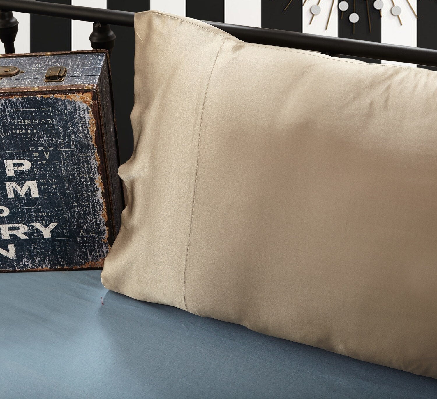 30mm Solid Cream Coffee, Handmade with 100% 6A Pure Silk, Beauty Sleep Anti Ageing/Wrinkles, for King, Queen, Customized sizes Bedding.