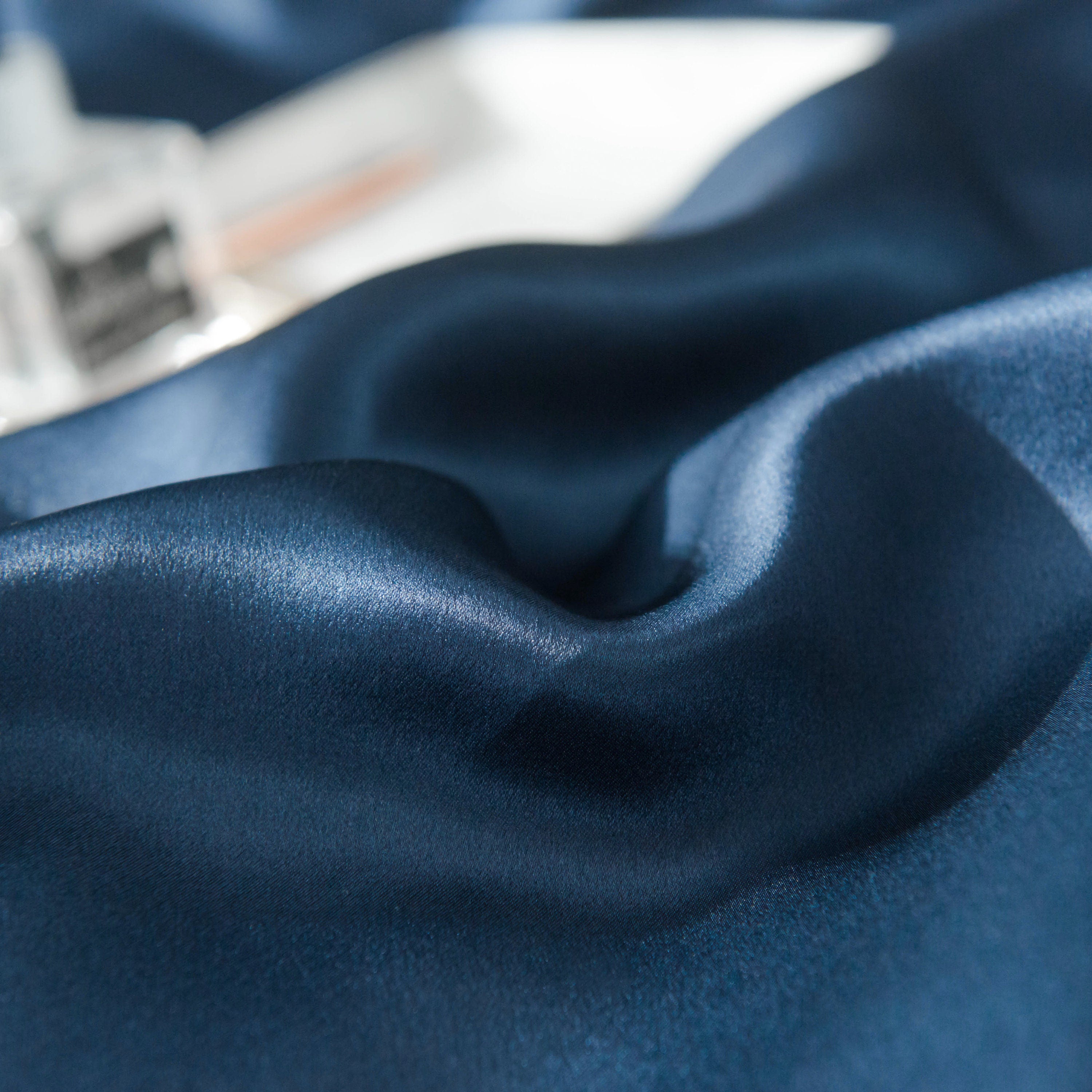 22mm Dark Blue Pillowcase, Handmade with 100% 6A Pure Silk, Beauty Sleep Anti Ageing/Wrinkles, for King, Queen, Customized sizes Bedding.