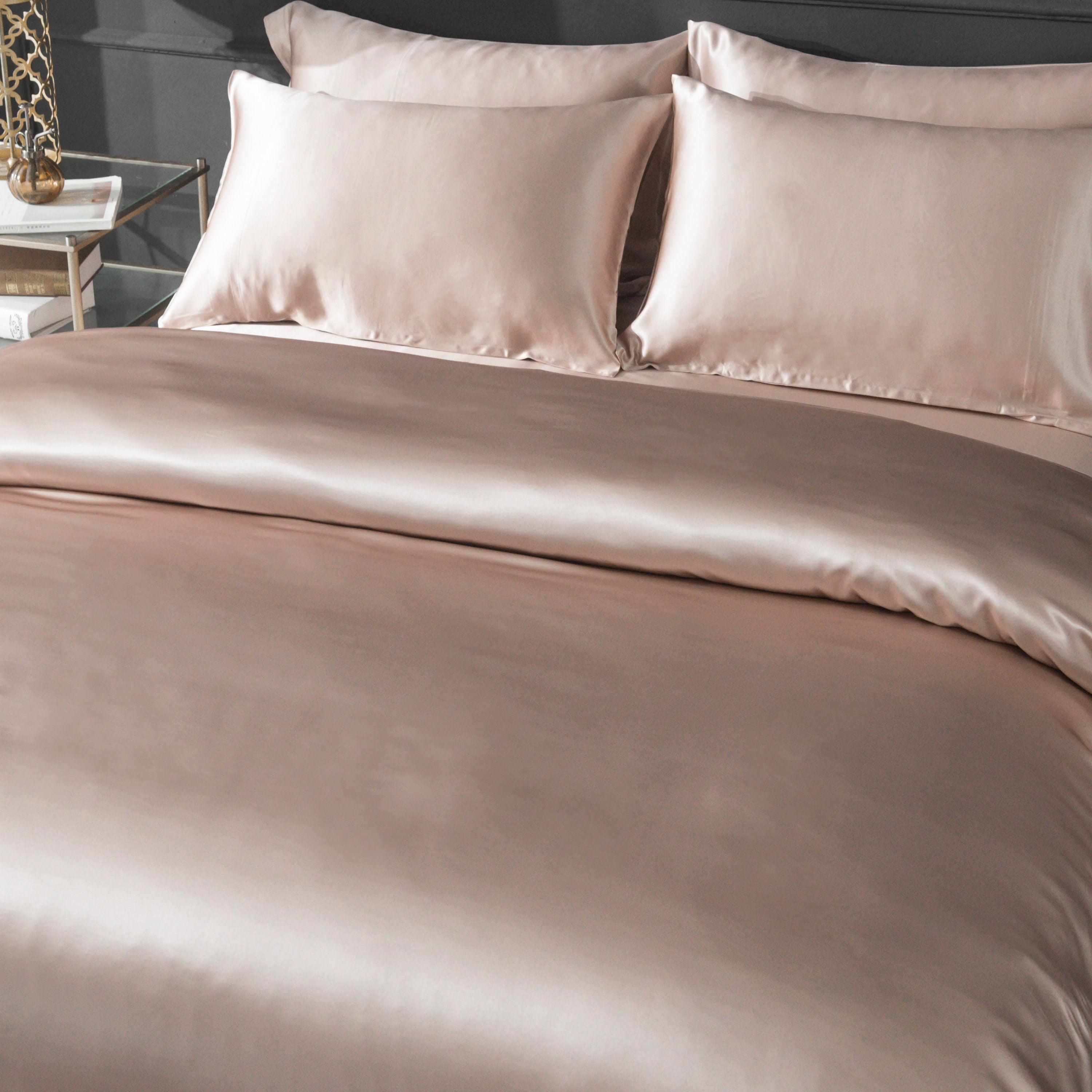 22mm Anna Pink Pillowcase, Handmade with 100% 6A Pure Silk, Beauty Sleep Anti Ageing/Wrinkles, for King, Queen, Customized sizes Bedding.