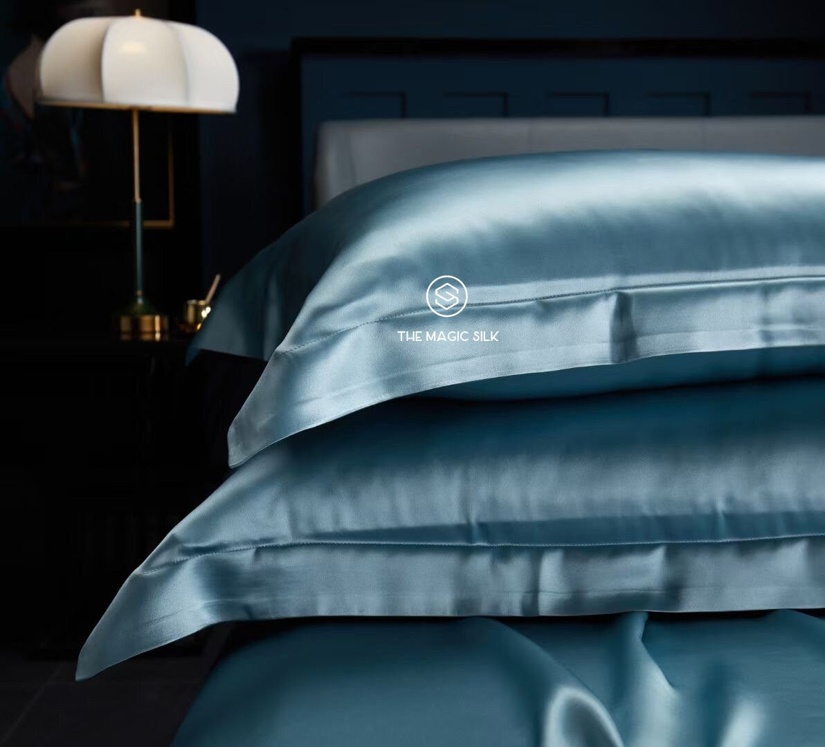 Charmeuse silk bedding set in Mint Blue.King,Queen  4 pieces 25mm 100% 6A mulberry silk set