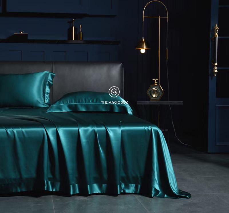 Super Luxury Silk Bedding Set,Oxford Style with detailed Lace Purfle. Anniversary Gift for HER.