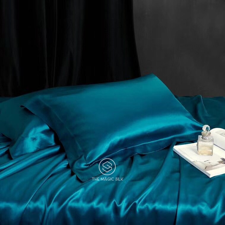 PEACOCK BLUE  - 16 Momme 100% Silk Bedding 4pcs Suite