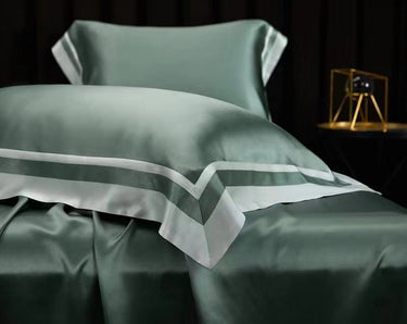 2022 New Presidential Suite set 4 pieces. Charmeuse silk bedding set in Mocha. Made in 25 momme 100% Anti-Allergic Mulberry Silk.