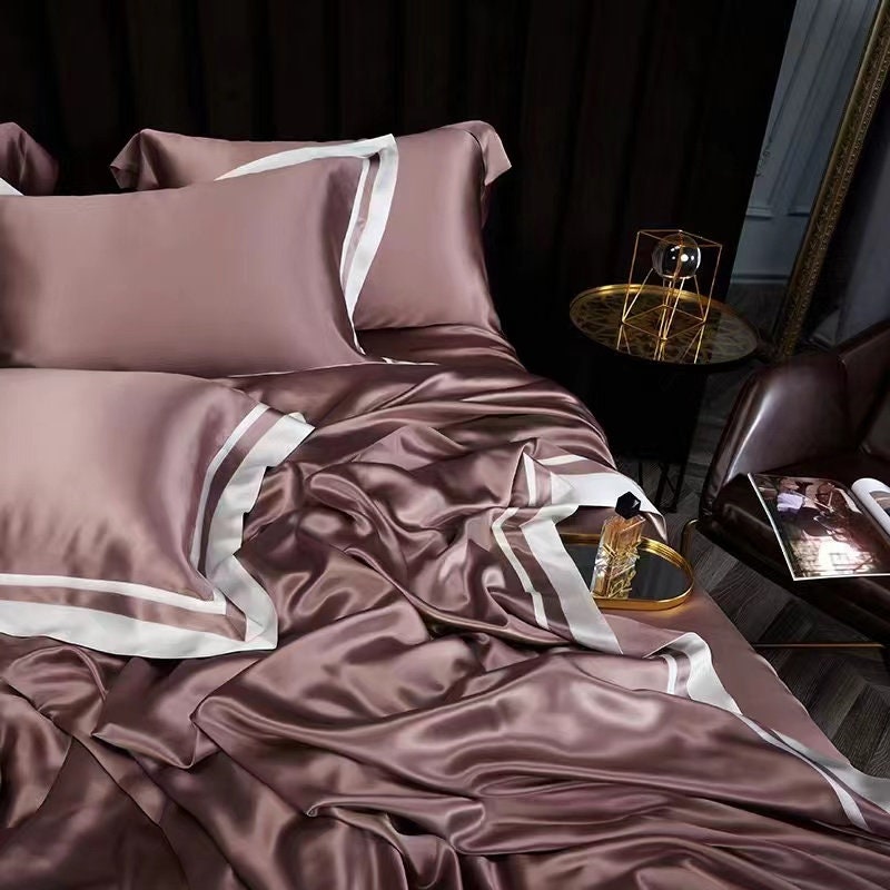 2022 New Presidential Suite set 4 pieces. Charmeuse silk bedding set in Bean Purple. Made in 25 momme 100% Anti-Allergic Mulberry Silk.