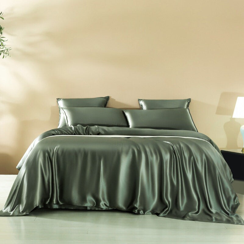 Olive Green - 22 Momme 100% Mulberry Silk Bedding Set 4 pieces