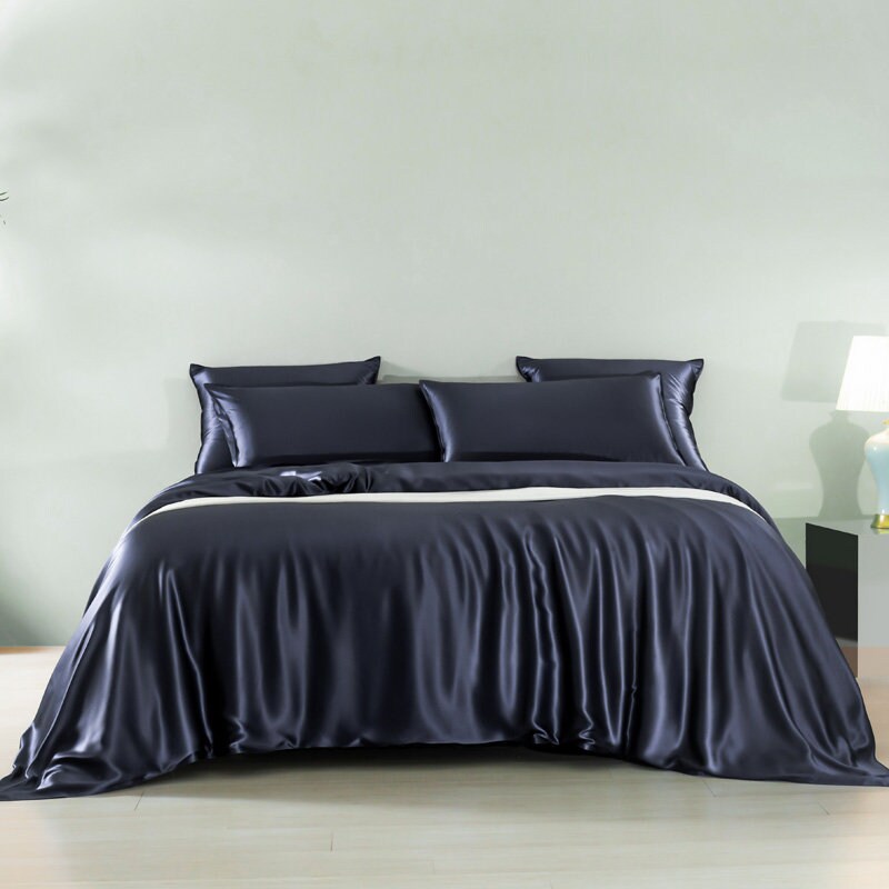 Olive Green - 22 Momme 100% Mulberry Silk Bedding Set 4 pieces