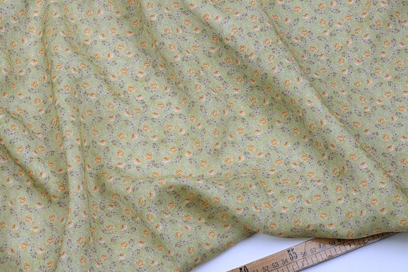 XIAOSUIHUA - Flowers Print Ramie Fabric - 140cm wide by the Yard