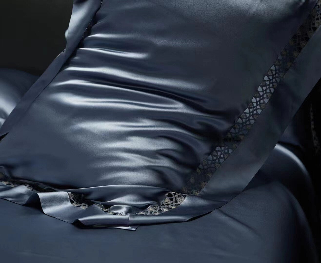 DUST BLUE - 25 momme Lace Silk bedding Set 4pcs - 1x Duvet Cover, 1x Sheet, 2x Pillowcases, 100% SILK