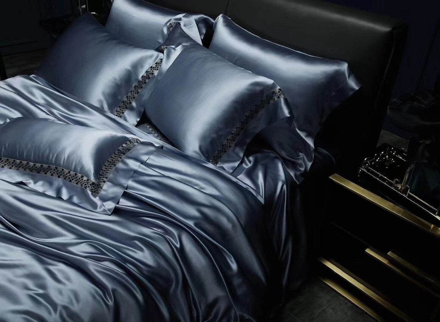 DUST BLUE - 25 momme Lace Silk bedding Set 4pcs - 1x Duvet Cover, 1x Sheet, 2x Pillowcases, 100% SILK