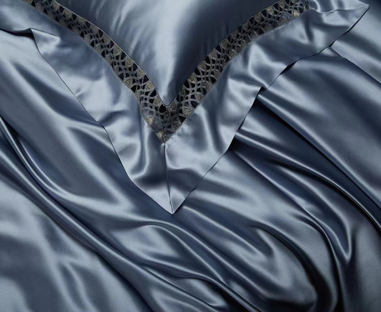 DUST BLUE - 25 momme Lace Silk bedding Set 4pcs - 1x Duvet Cover, 1x Sheet, 2x Pillowcases, 100% SILK