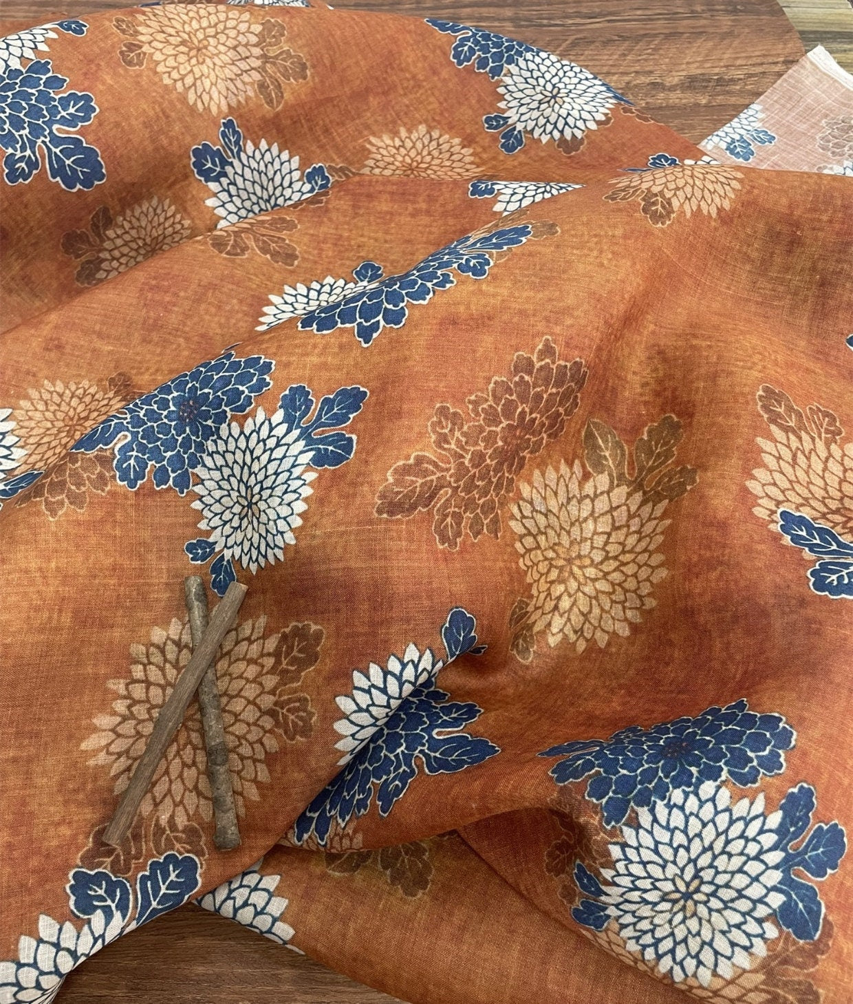 HUANGHUN - Digital Printing 42 Thread Count Ramie Fabric - 140cm wide by the Yard