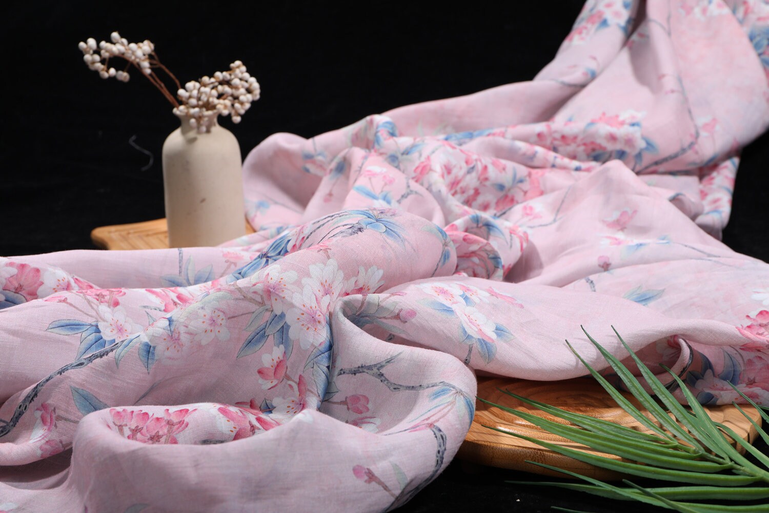 ZHENGJUAN - Digital Printing 42 Thread Count Ramie Fabric - 140cm wide by the Yard