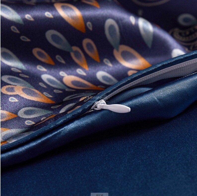 MERRY GO ROUND  - 16 Momme 100% Silk Bedding 4pcs Suite