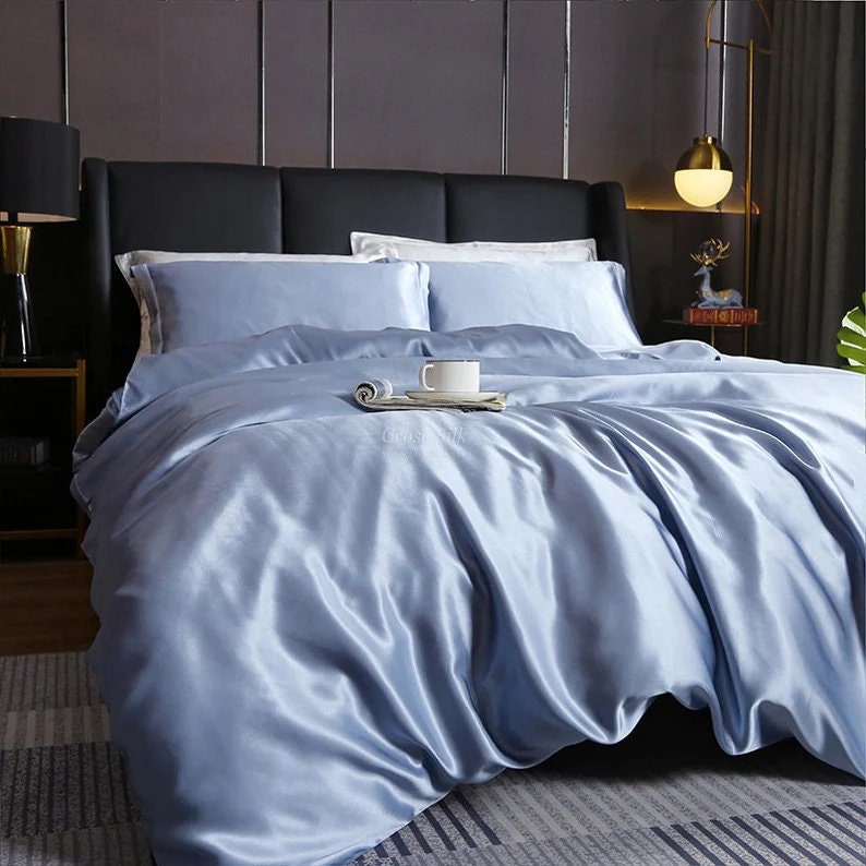 SOFT BLUE - 16 Momme 100% Silk Bedding 4pcs Suite